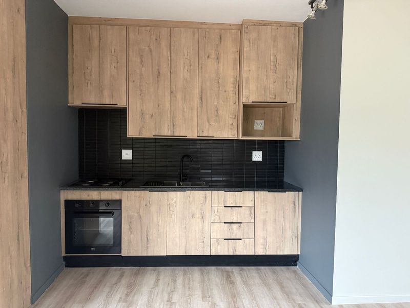 House To Rent in Willow Acres - Photo 2