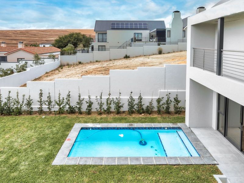 House For Sale in Mount Royal Golf Estate - Photo 5