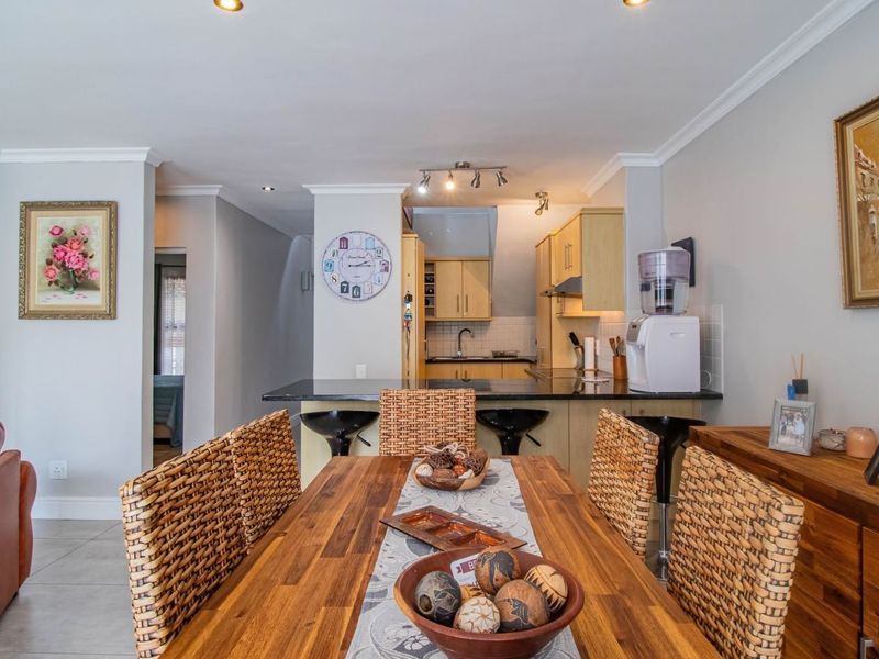 House For Sale in Strand North - Photo 3