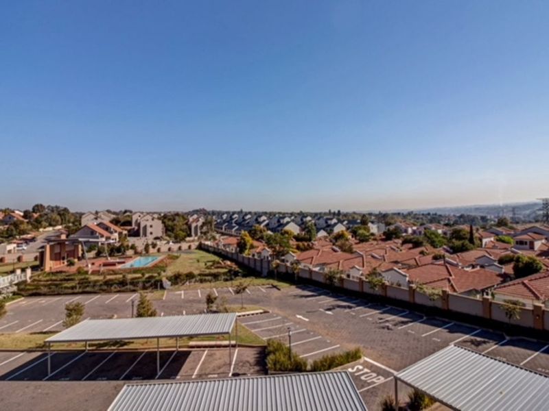 Apartment To Rent in Paulshof - Photo 8