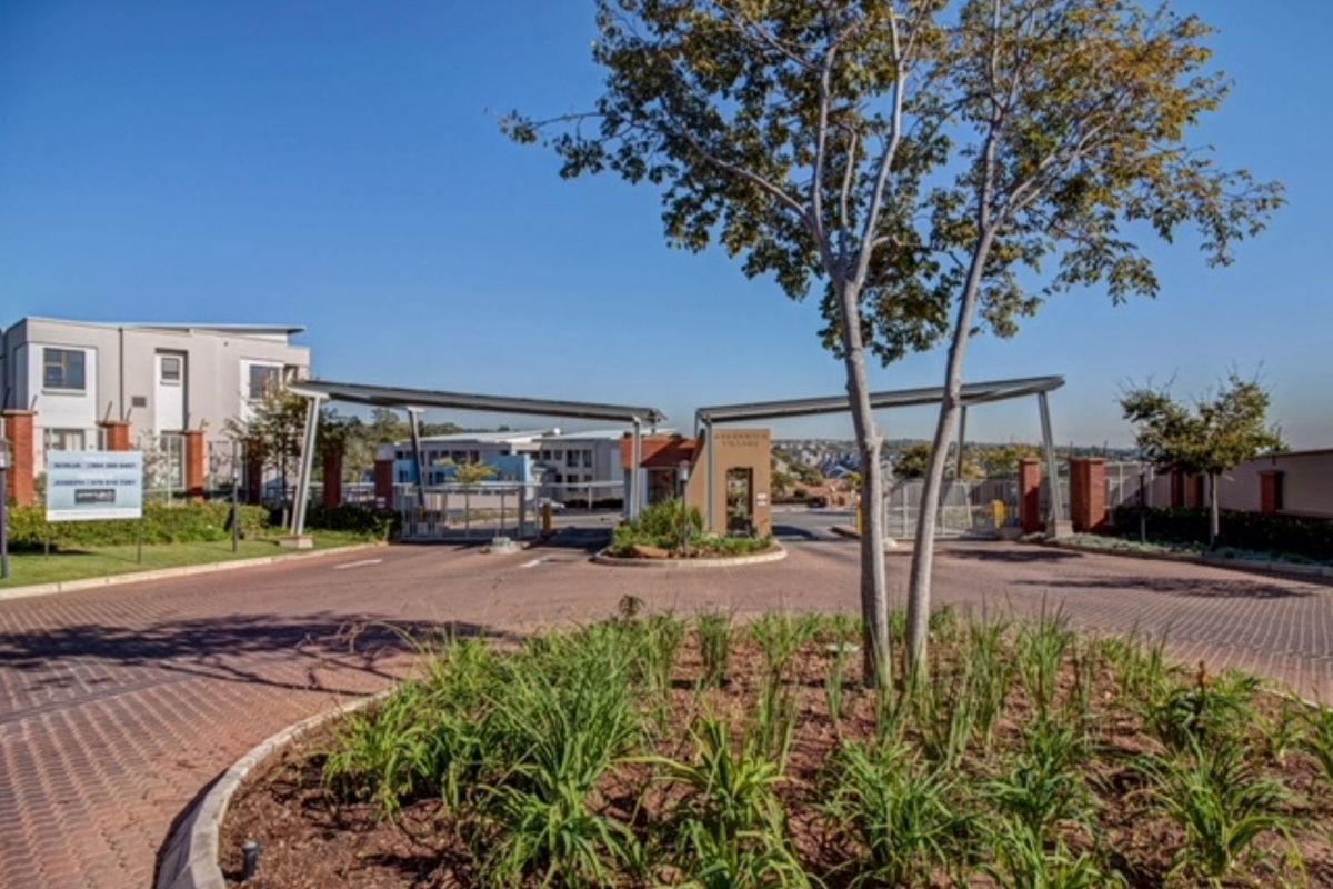 Apartment To Rent in Paulshof - Photo 3