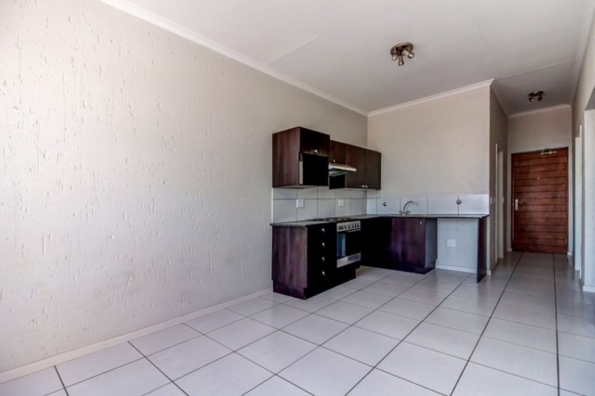 Apartment To Rent in Paulshof - Photo 5