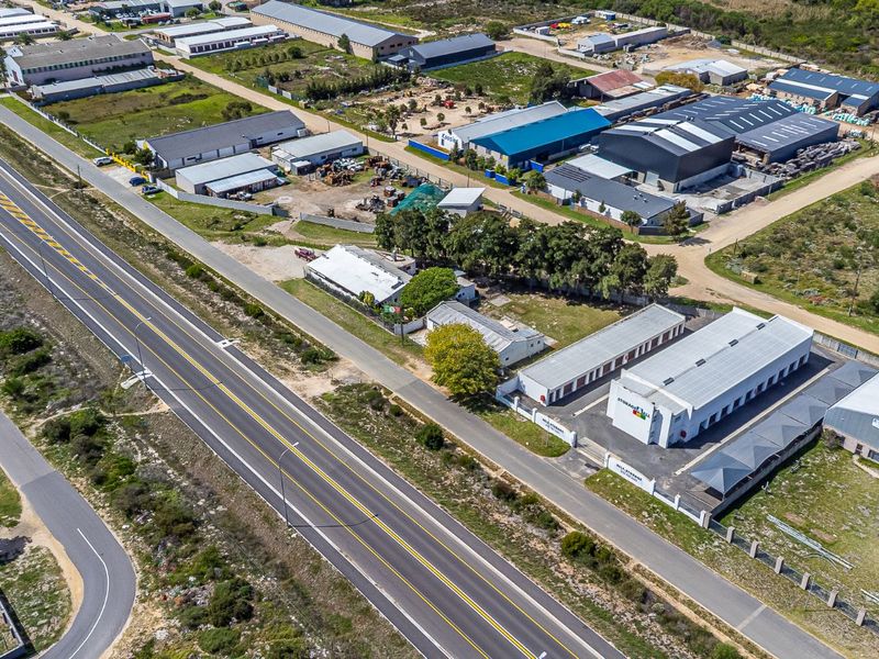 Retail For Sale in Stanford Rural - Photo 3