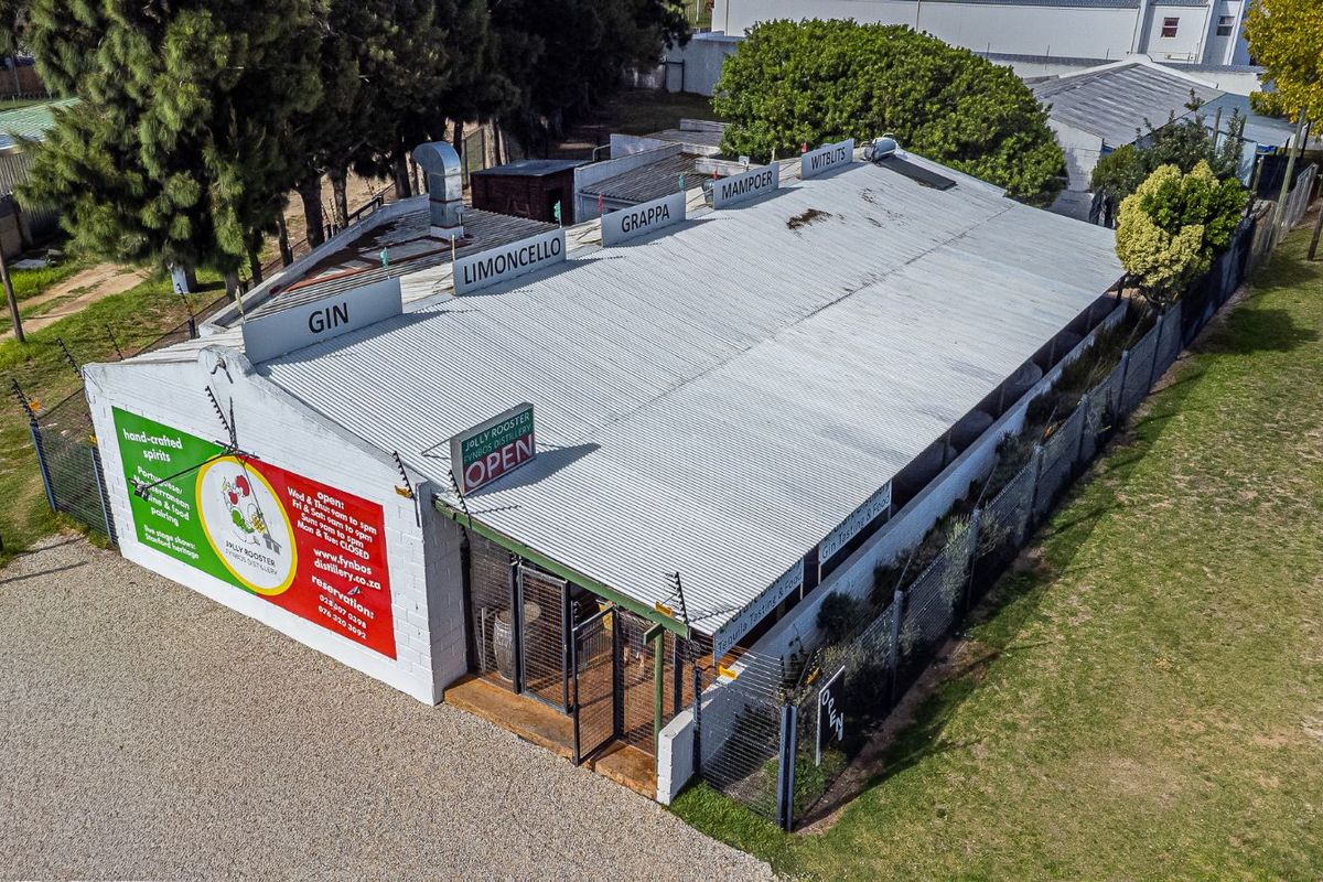 Retail For Sale in Stanford Rural - Photo 2