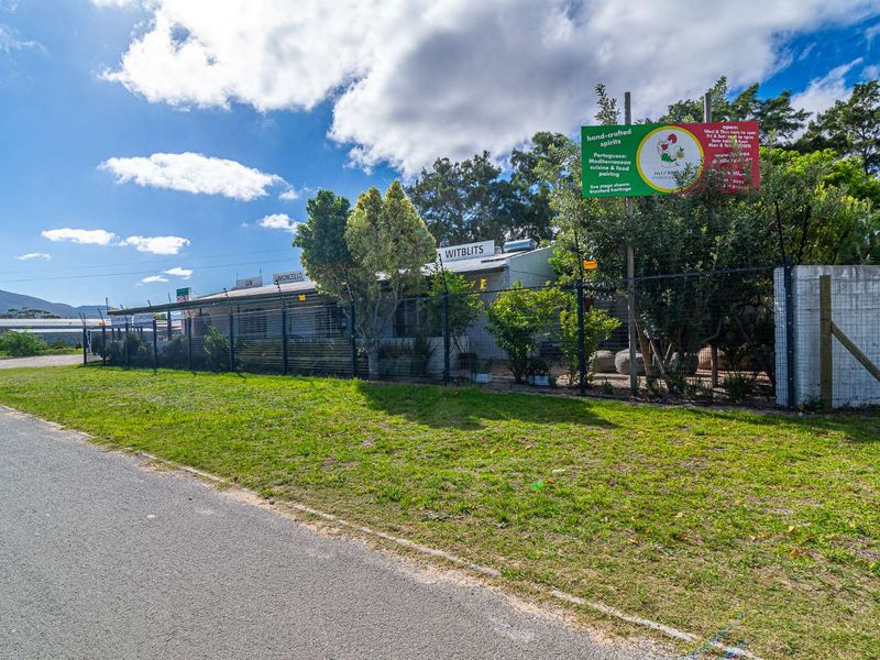 Retail For Sale in Stanford Rural - Photo 8