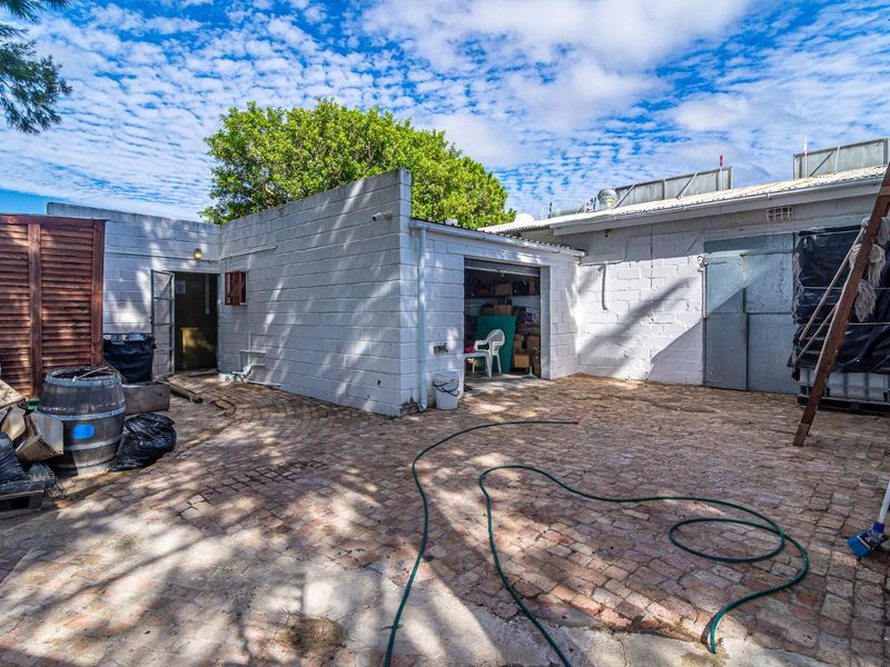 Retail For Sale in Stanford Rural - Photo 6