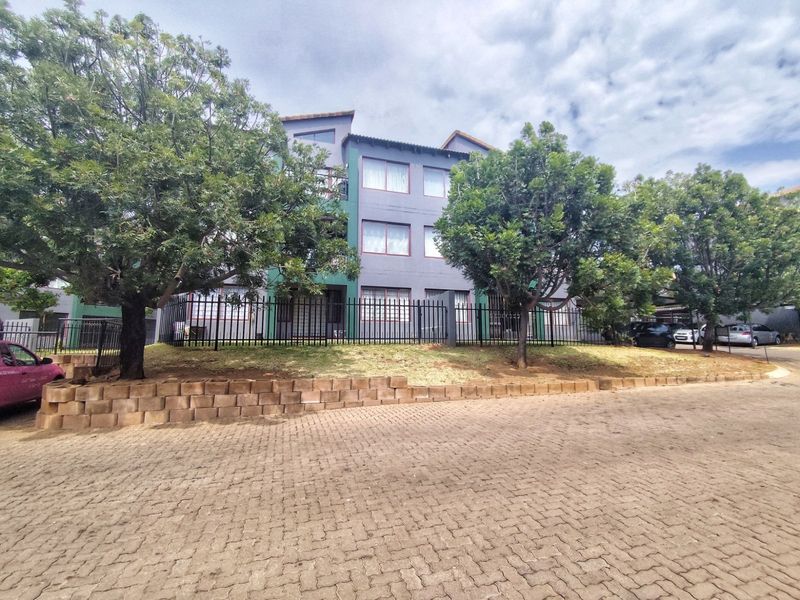 Apartment For Sale in Honeydew - Photo 10