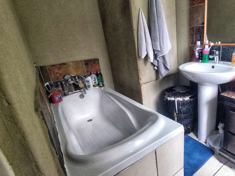 Apartment For Sale in Honeydew - Photo 7