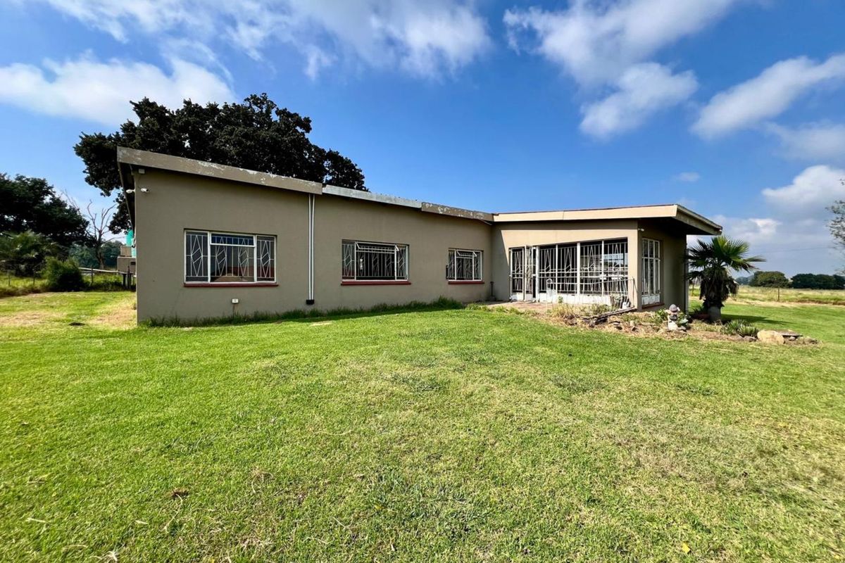 Farm For Sale in Ermelo Central - Photo 4