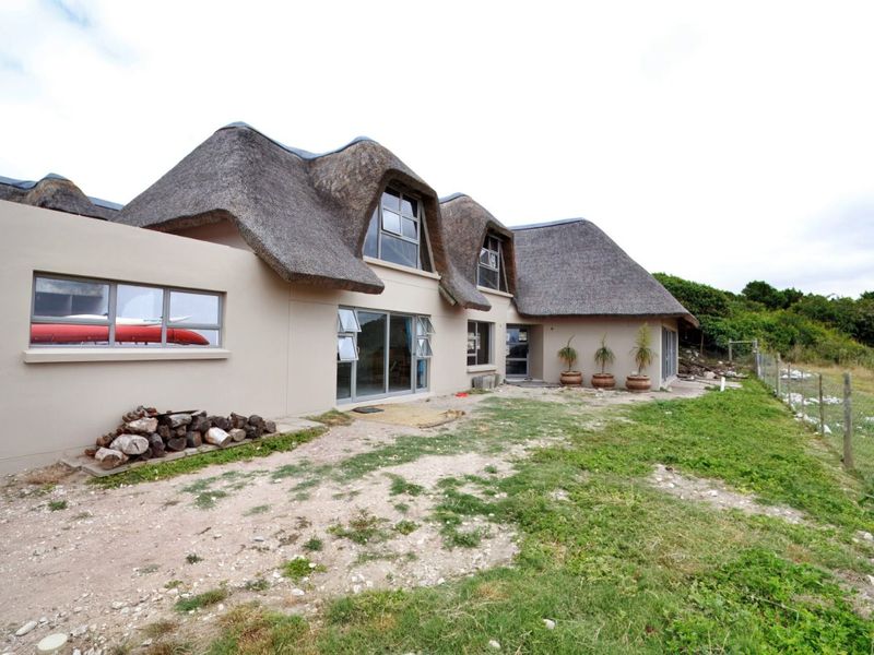 House For Sale in Stilbaai Wes - Photo 8