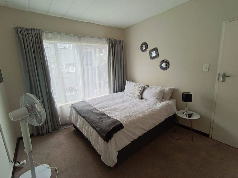 Apartment For Sale in Northgate - Photo 6