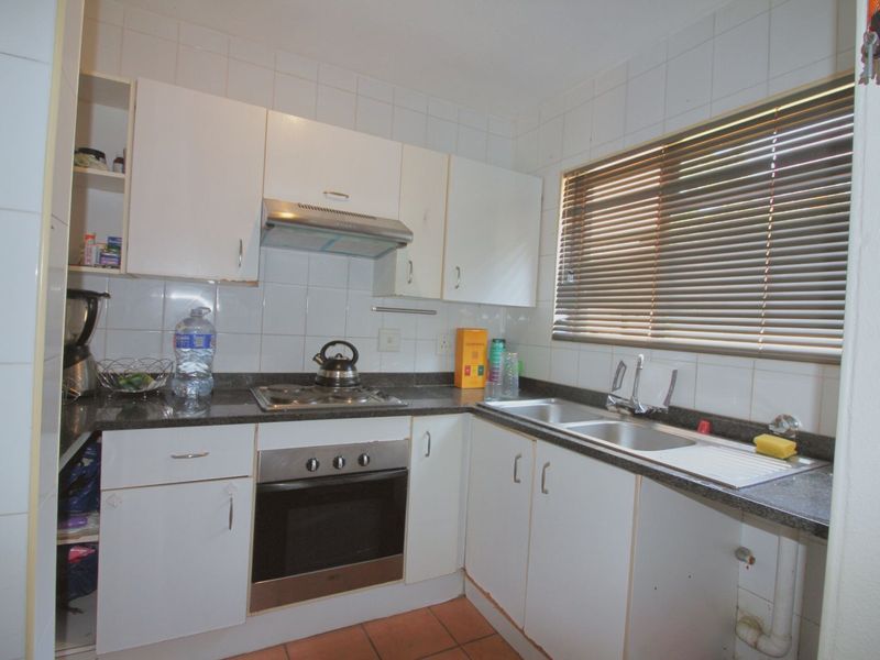 Apartment For Sale in Robindale - Photo 9