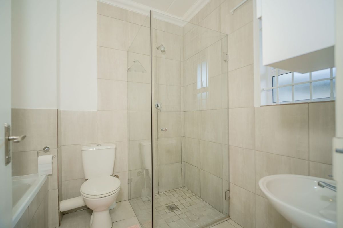 Apartment For Sale in Hagley - Photo 5