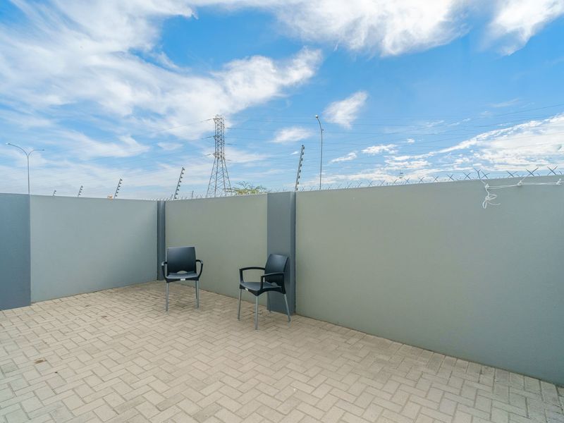 Apartment For Sale in Hagley - Photo 7