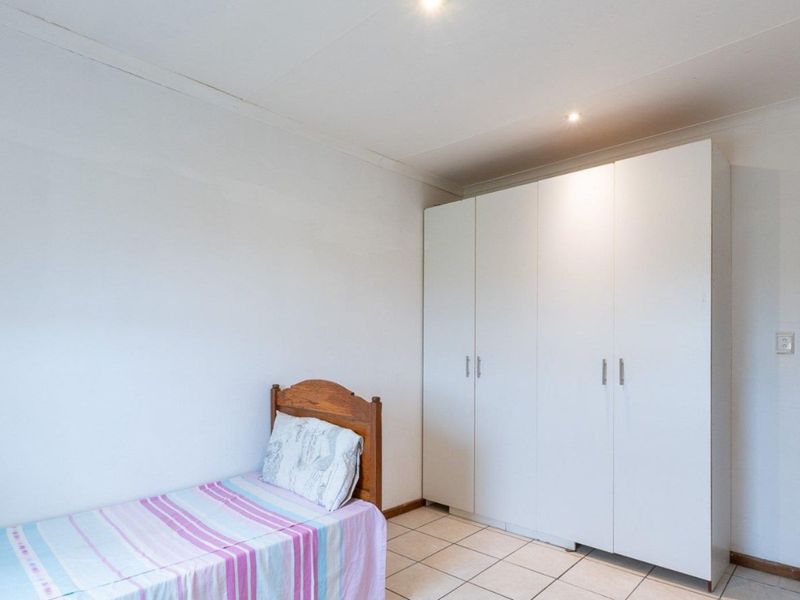 House For Sale in Pacaltsdorp - Photo 8