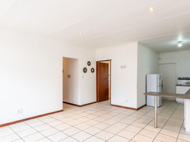 House For Sale in Pacaltsdorp - Photo 3