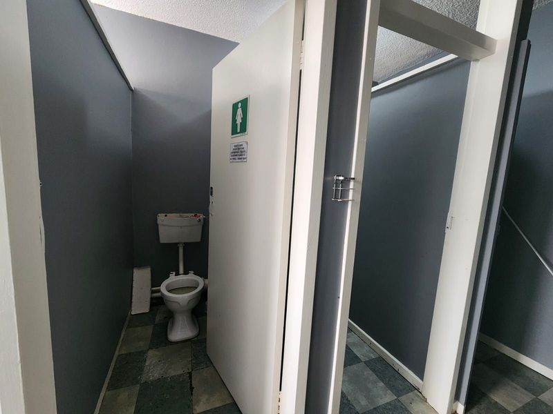 Business For Sale in New Park - Photo 10