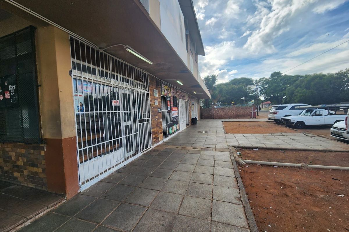 Business For Sale in New Park - Photo 2