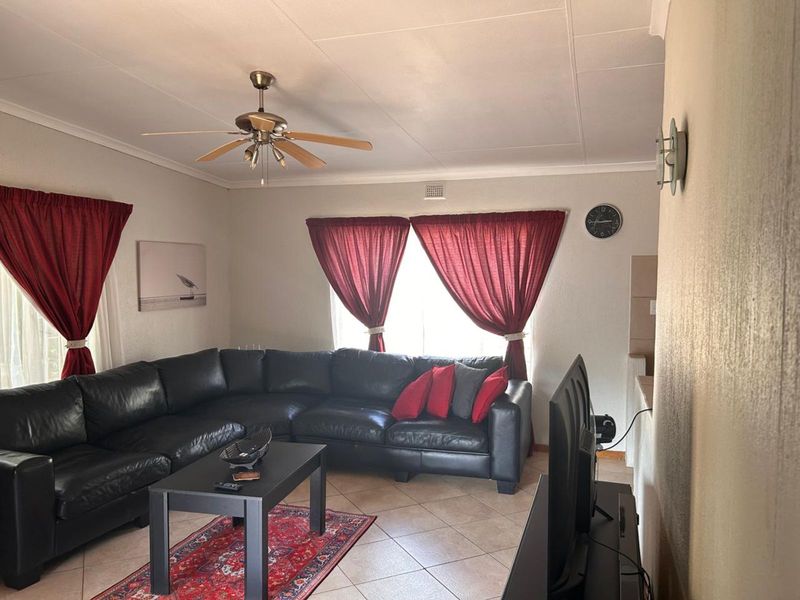 House For Sale in Moregloed - Photo 8