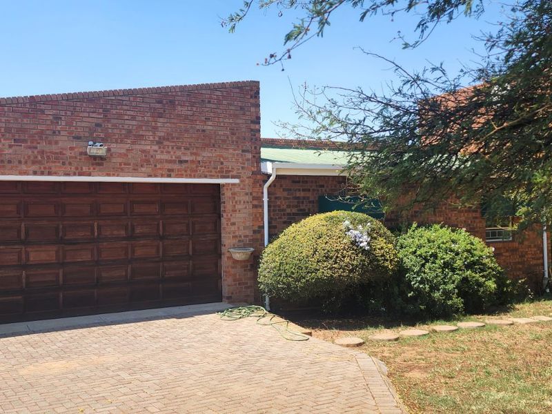House For Sale in Vaal Marina Central - Photo 2