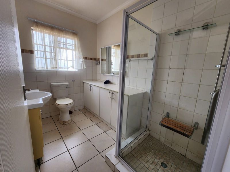 Townhouse For Sale in Minerva Gardens - Photo 7