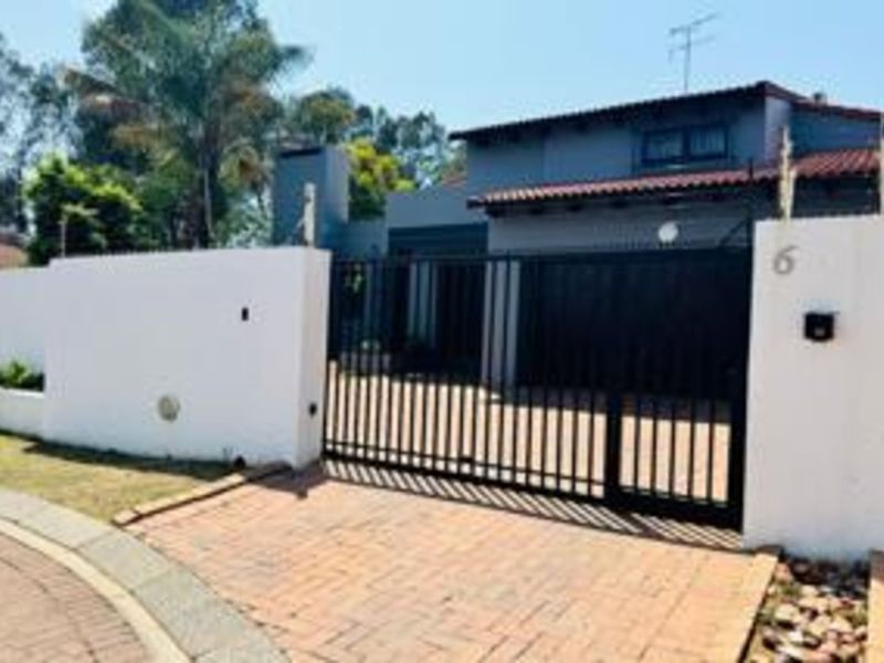 House To Rent in Woodmead - Photo 2