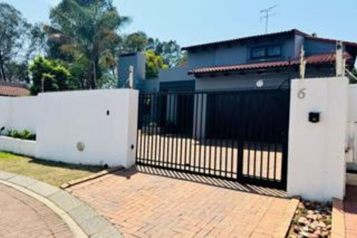 House To Rent in Woodmead - Photo 2