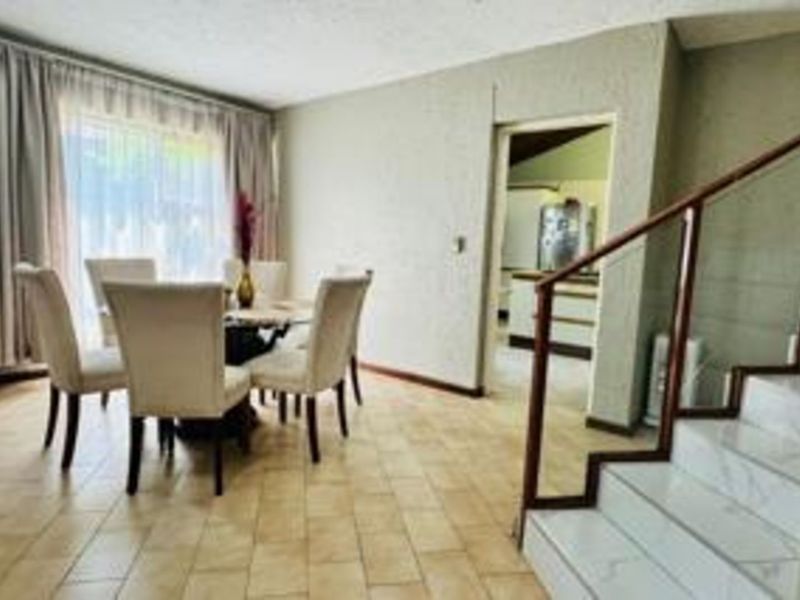 House To Rent in Woodmead - Photo 4