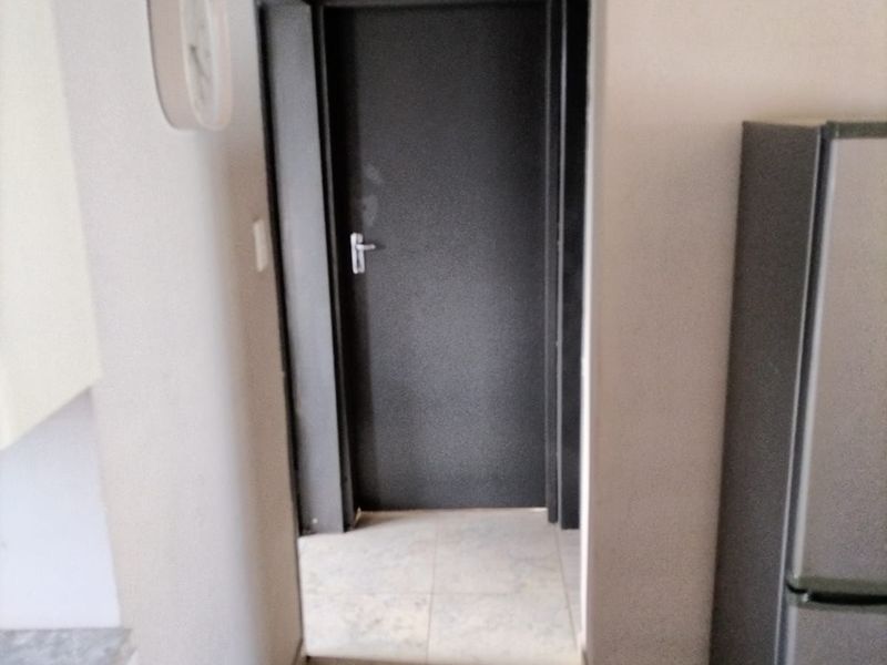 House To Rent in Soshanguve Ext - Photo 4