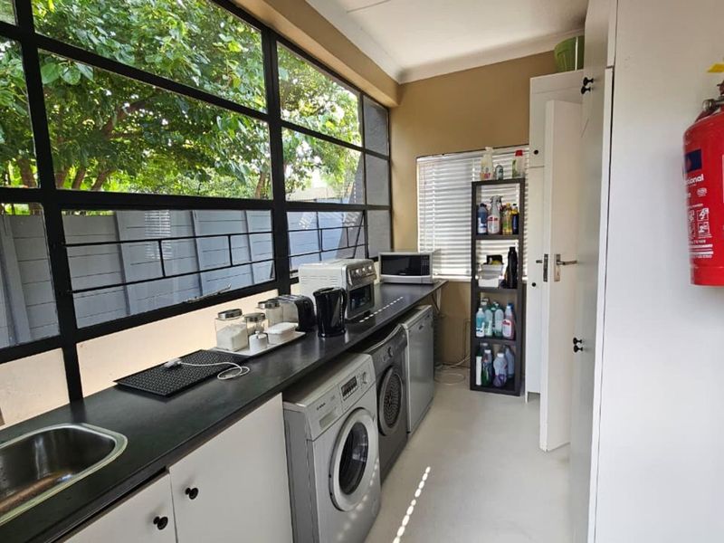 House For Sale in Blairgowrie - Photo 3