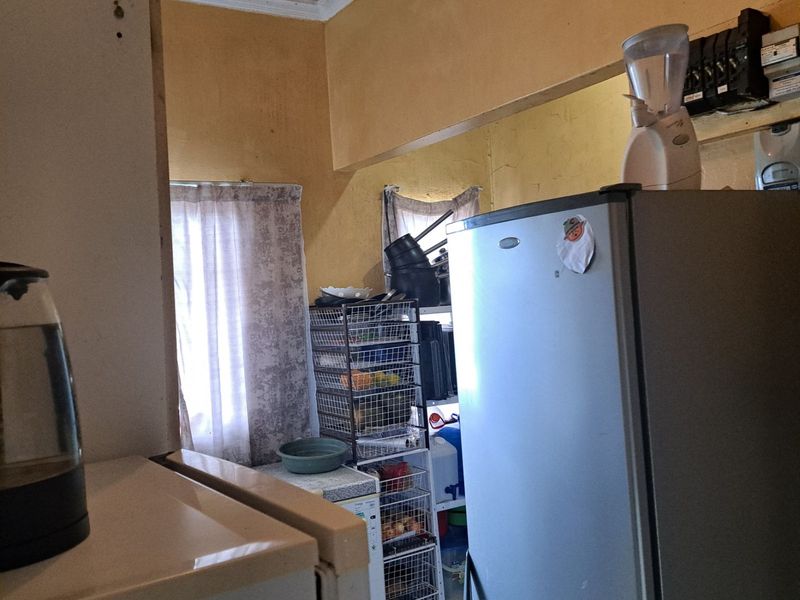 Apartment For Sale in North End - Photo 5