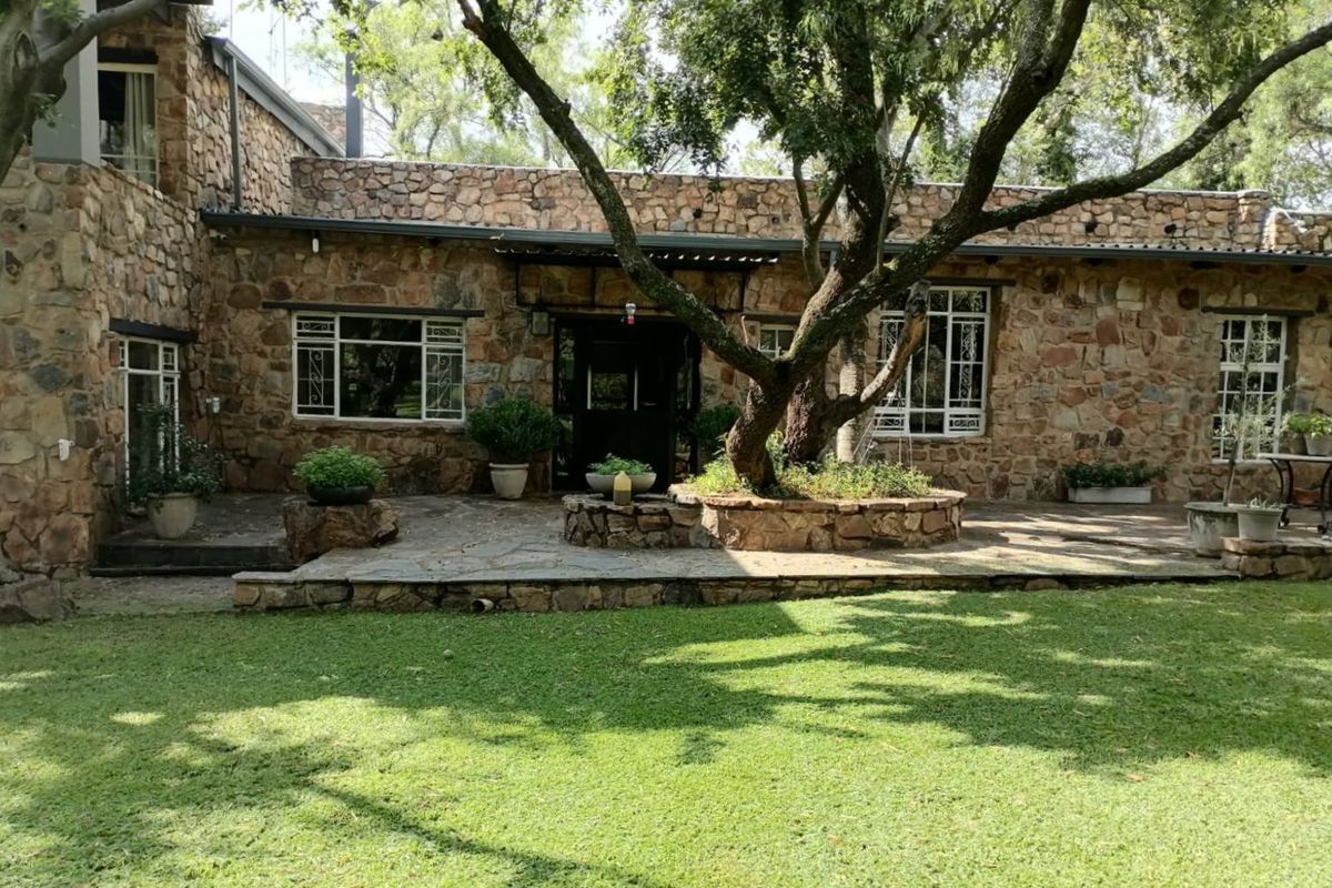 Farm For Sale in Riverside Estate - Photo 2