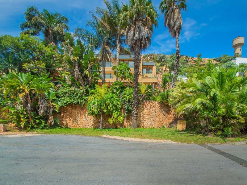 House For Sale in Northcliff - Photo 3