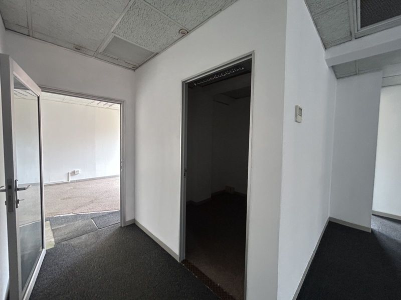 Office To Rent in Menlyn - Photo 5