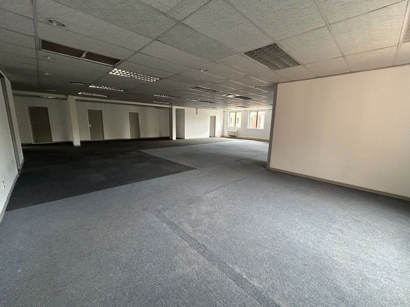 Office To Rent in Menlyn - Photo 3