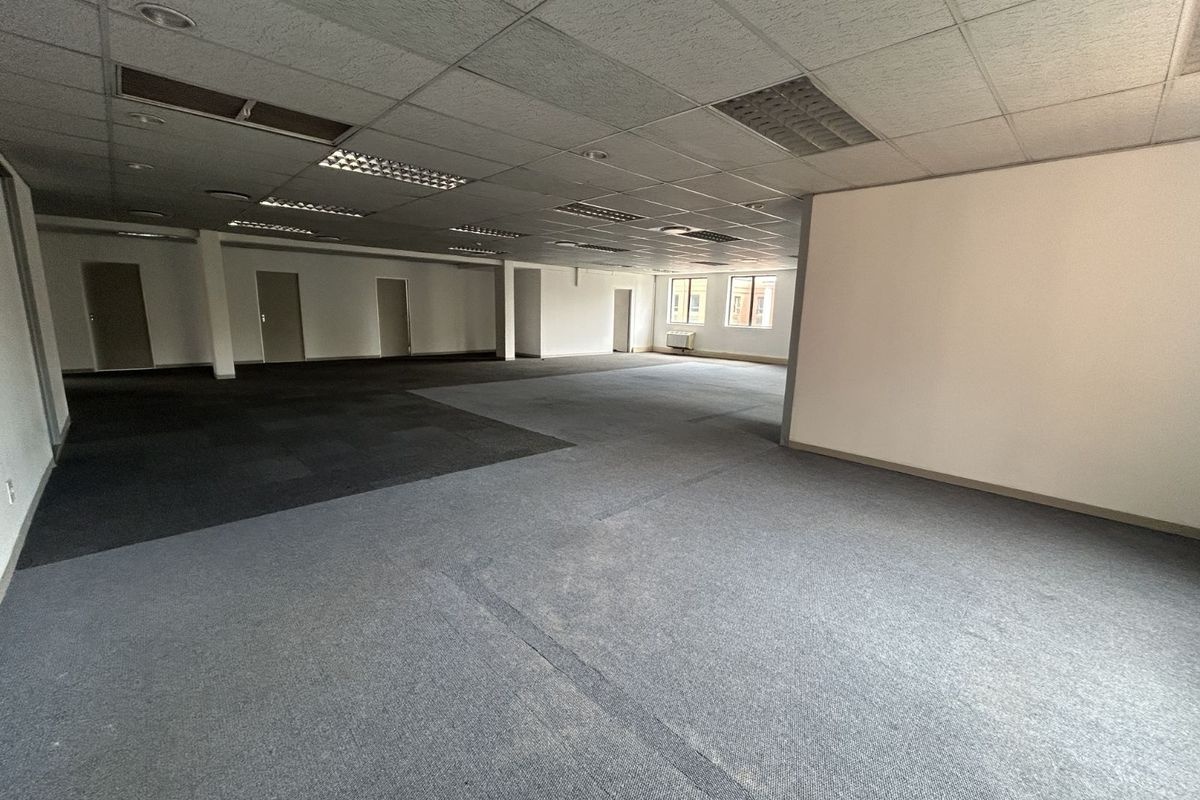 Office To Rent in Menlyn - Photo 3