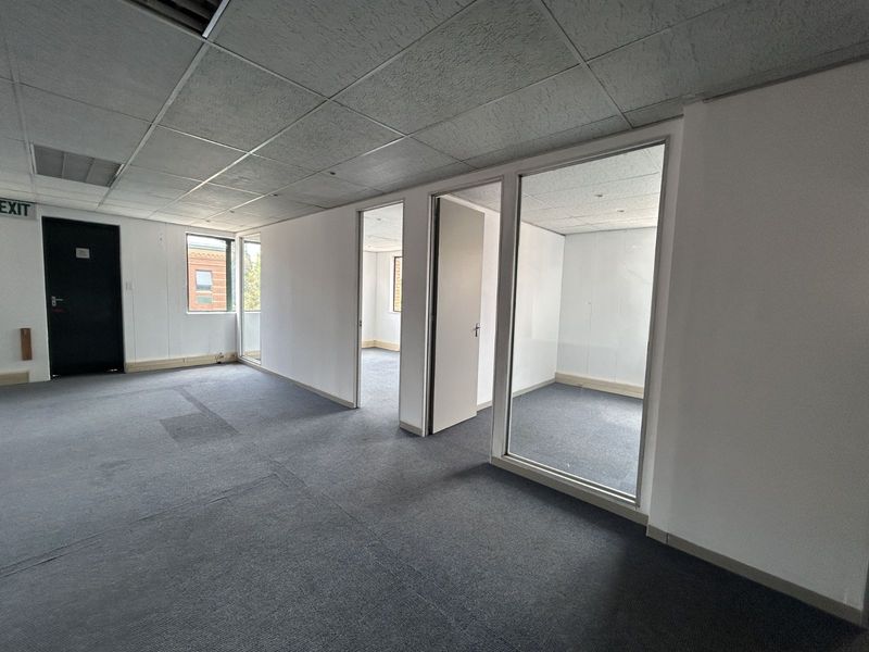 Office To Rent in Menlyn - Photo 4