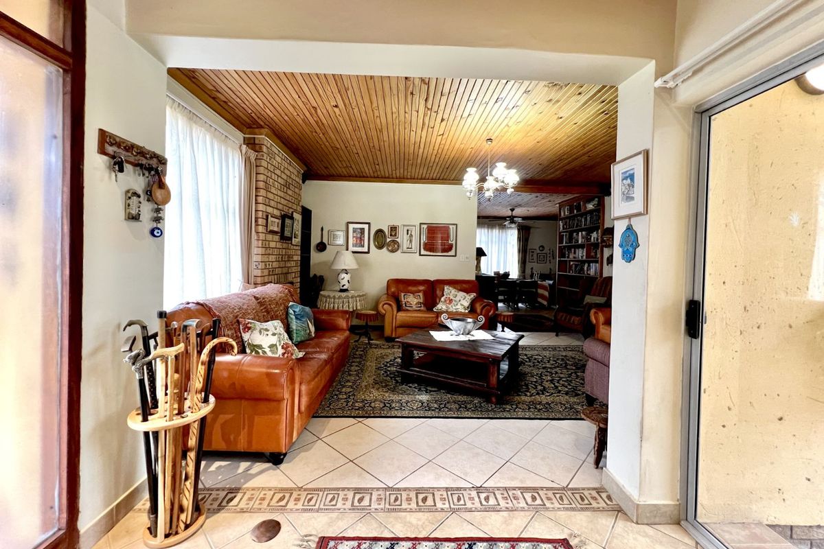 House For Sale in De Bruinpark - Photo 2