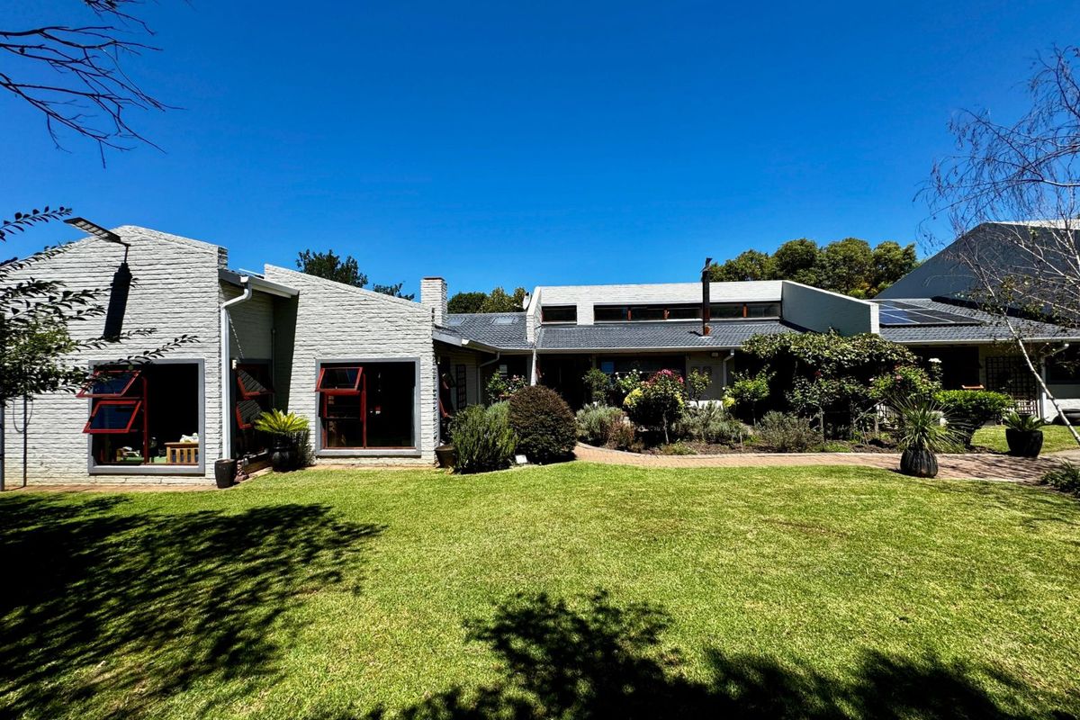 House For Sale in Secunda Central - Photo 3