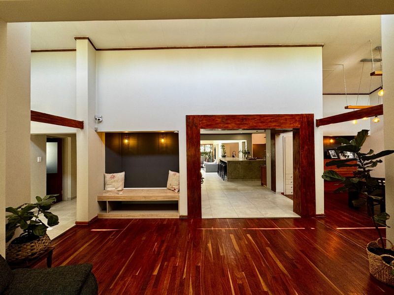 House For Sale in Secunda Central - Photo 8