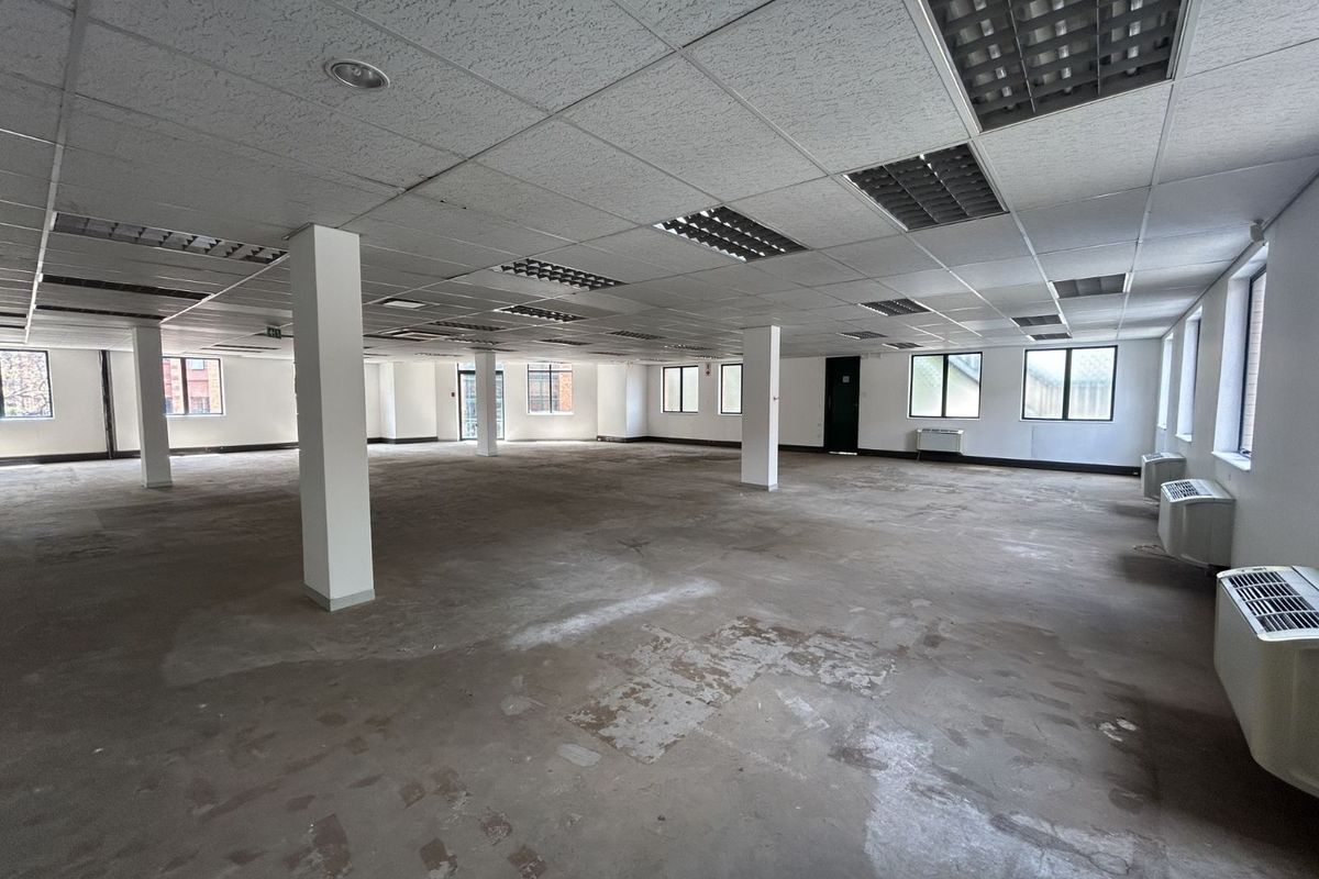 Office To Rent in Menlyn - Photo 2