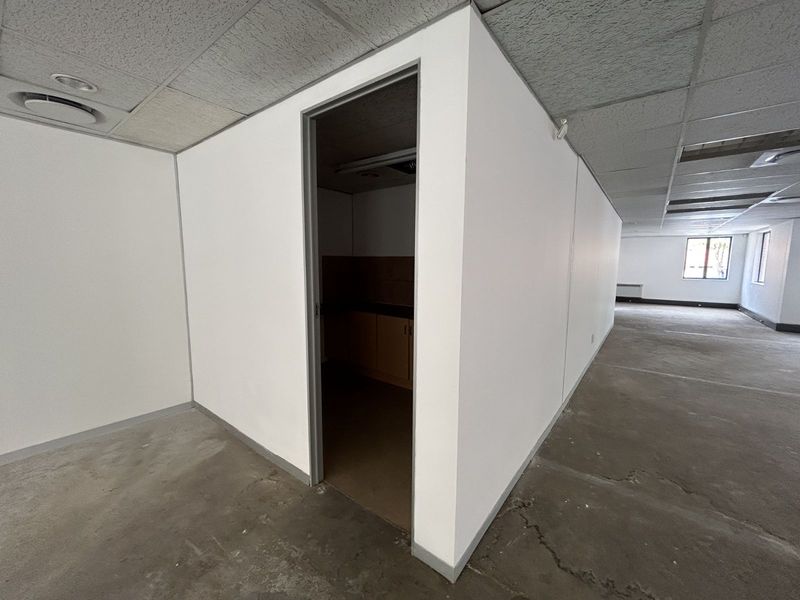 Office To Rent in Menlyn - Photo 5