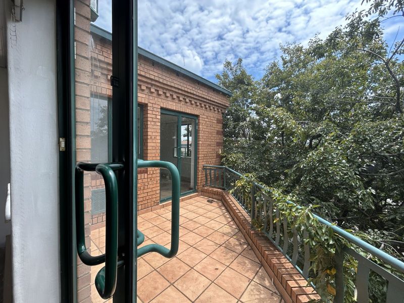 Office To Rent in Menlyn - Photo 8