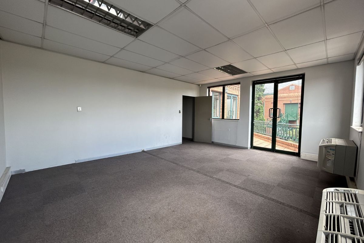 Office To Rent in Menlo Park - Photo 4