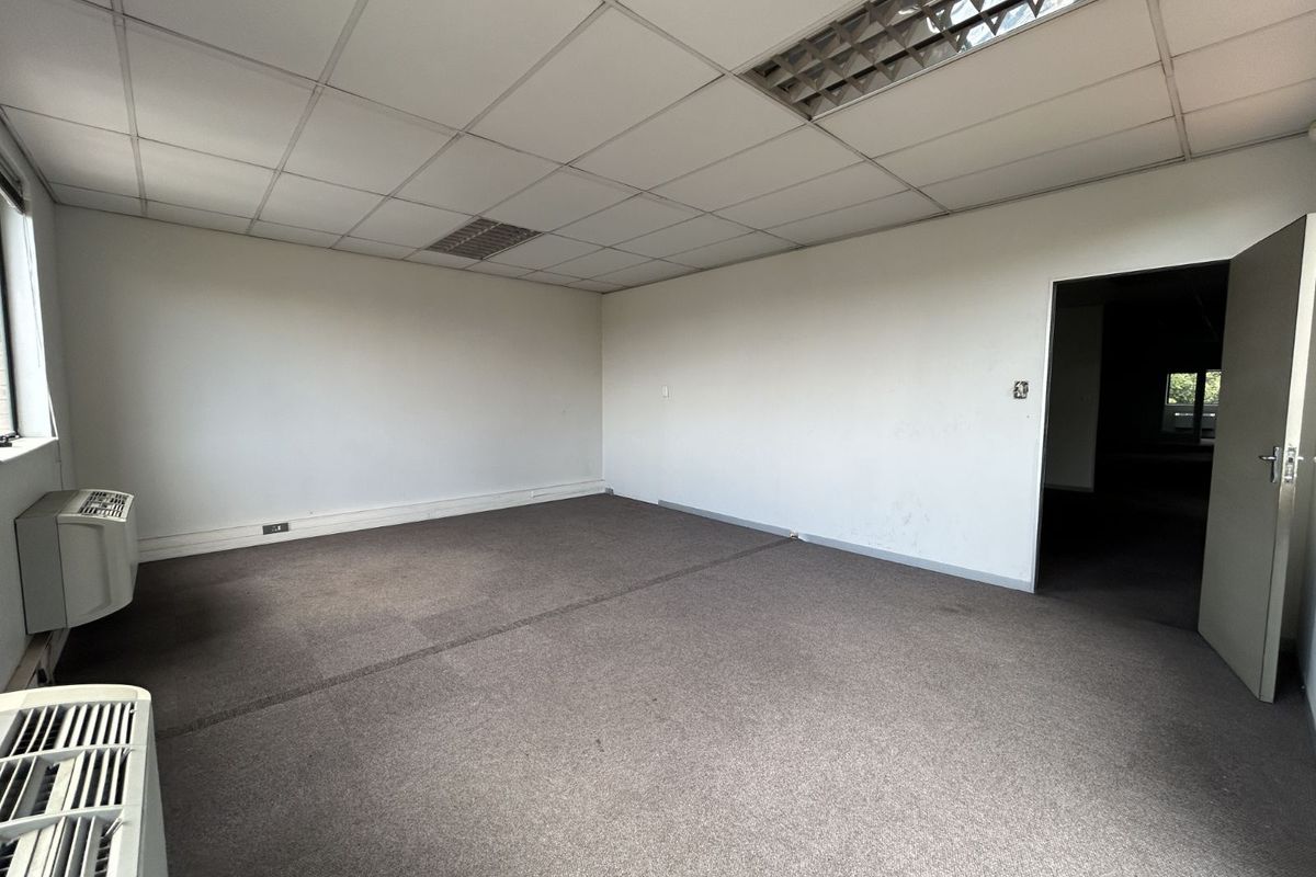 Office To Rent in Menlo Park - Photo 5