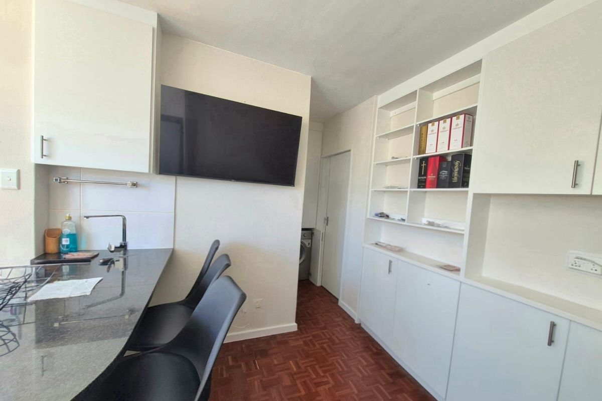 Apartment For Sale in Observatory - Photo 5