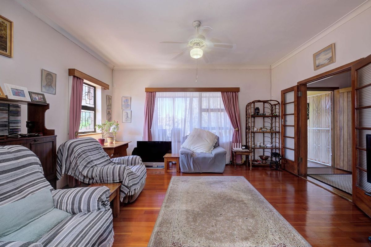 House For Sale in Glenhurd - Photo 5