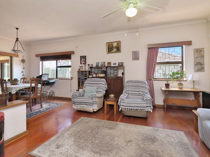 House For Sale in Glenhurd - Photo 10