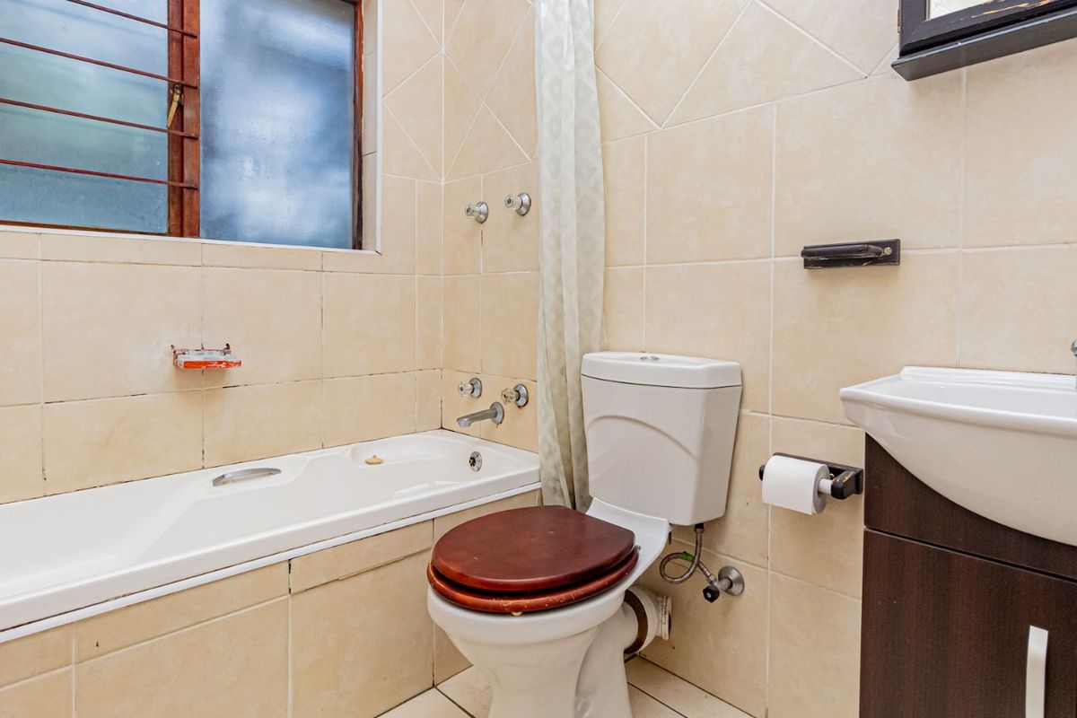 Apartment For Sale in Malanshof - Photo 3