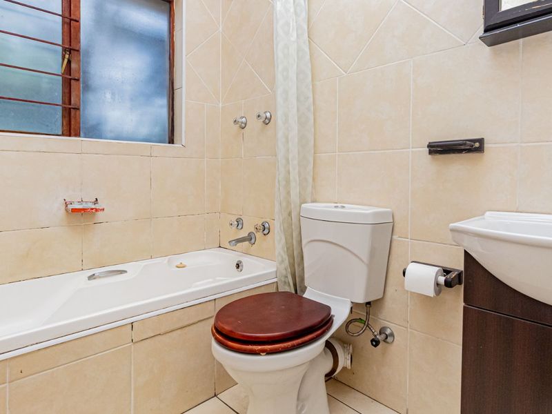 Apartment For Sale in Malanshof - Photo 3
